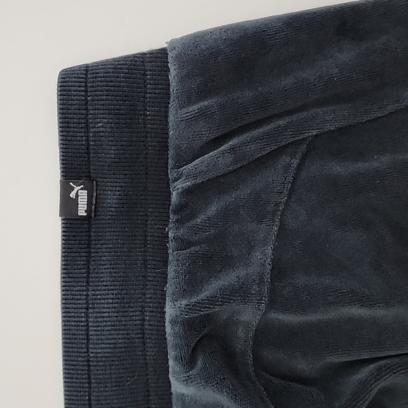 PUMA Women's Velour Joggers Pants  Charcoal Grey Black Loungewear Size Small - Picture 8 of 14